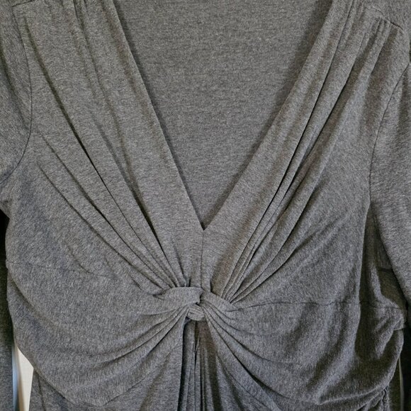 EUC New York & Company Low V-Neck Dress - Picture 4 of 5